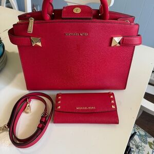 Michael Kors purse set